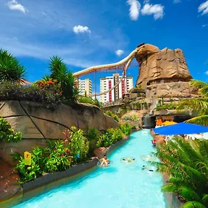 Imperio Com Um 1dia No Acqua Park, Splash E Slide , Caldas Novas Brasil